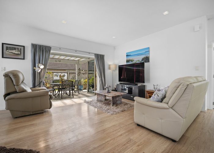  at 10 Waiora Place, Pyes Pa, Tauranga