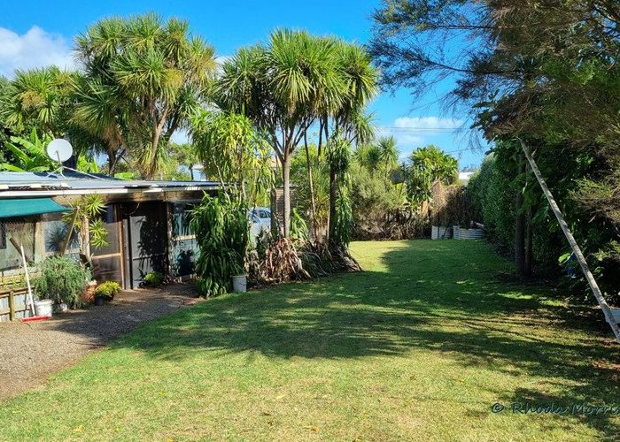  at 11 Moana Road, Tinopai