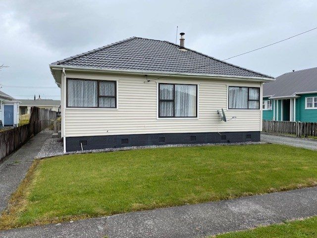  at 48 Monro Street, Cobden, Greymouth