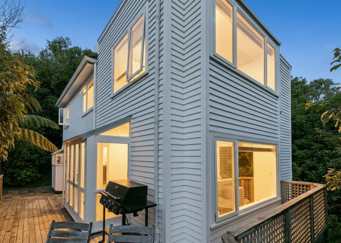  at 92 Amritsar Street, Khandallah, Wellington, Wellington