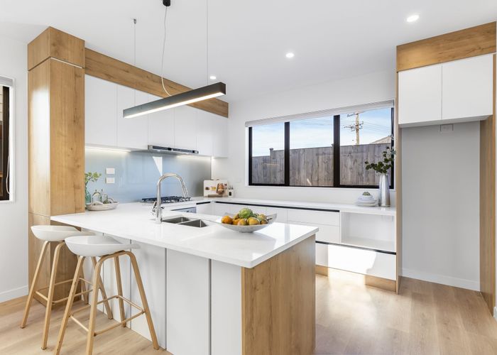  at 106B Coronation Road, Hillcrest, Auckland