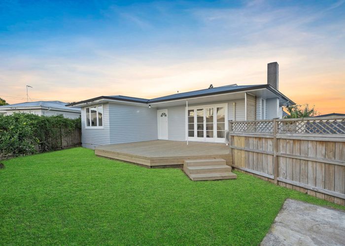  at 1/15 Picton Street, Papatoetoe, Auckland