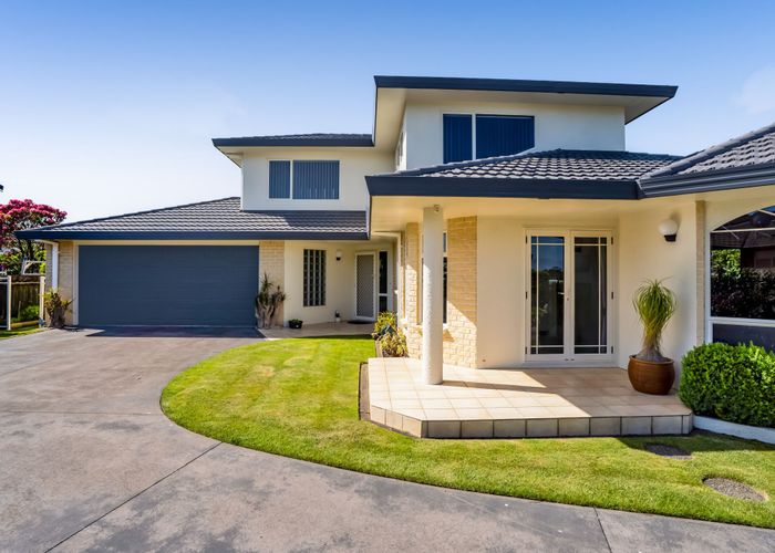  at 6 Saddle Row, Welbourn, New Plymouth