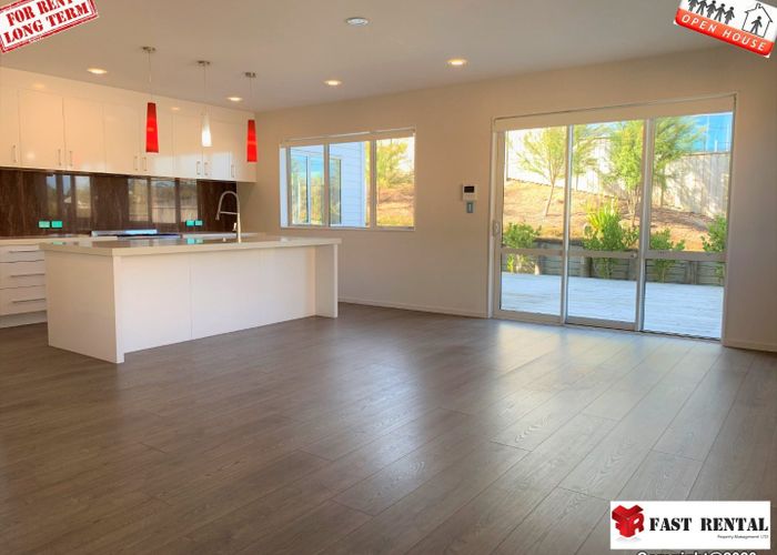  at 39 Travis View Drive, Albany, North Shore City, Auckland