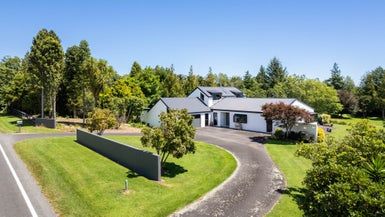  at 1298 Egmont Road, Egmont Village, Inglewood