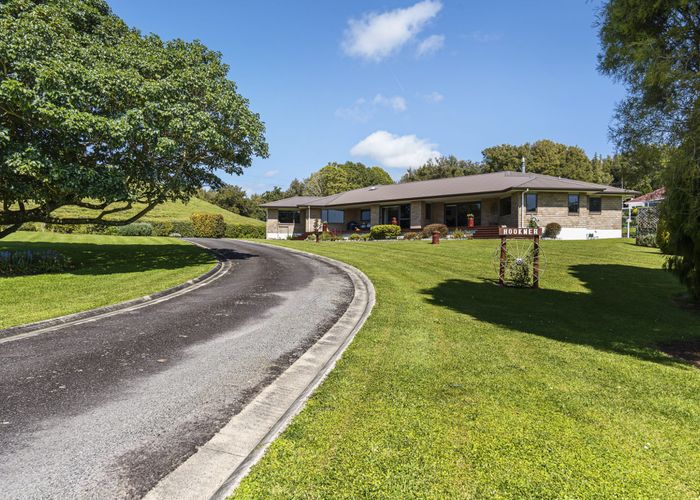  at 869 Carrington Road, Hurworth, New Plymouth