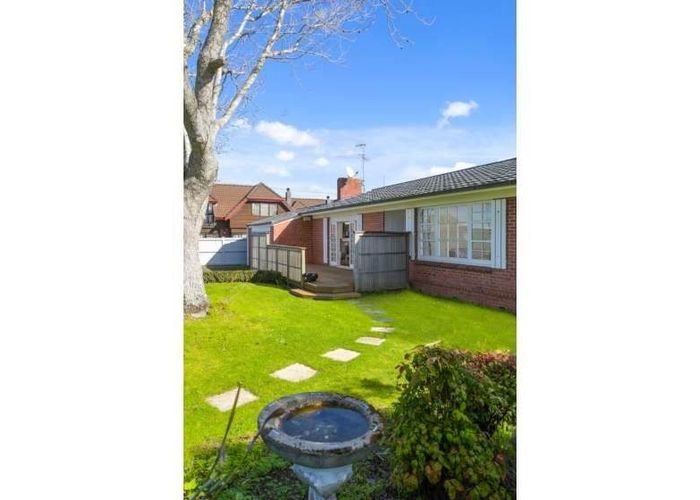  at 272 Victoria Avenue, Remuera, Auckland