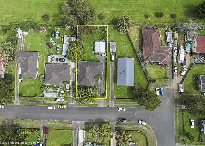  at 12 Penderford Place, Mangere East, Auckland