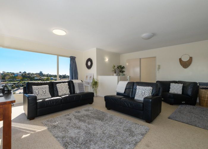  at 19 Bellevue Road, Brookfield, Tauranga, Bay Of Plenty