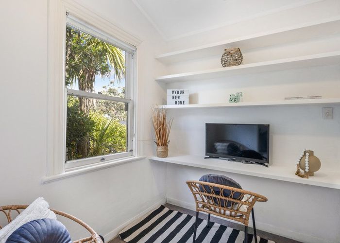  at 34 Mckinley Crescent, Brooklyn, Wellington