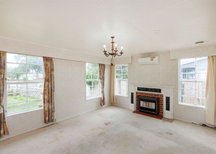  at 12 Motuoapa Place, Kelvin Grove, Palmerston North