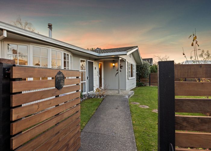  at 27 Kent Terrace, Taradale, Napier, Hawke's Bay