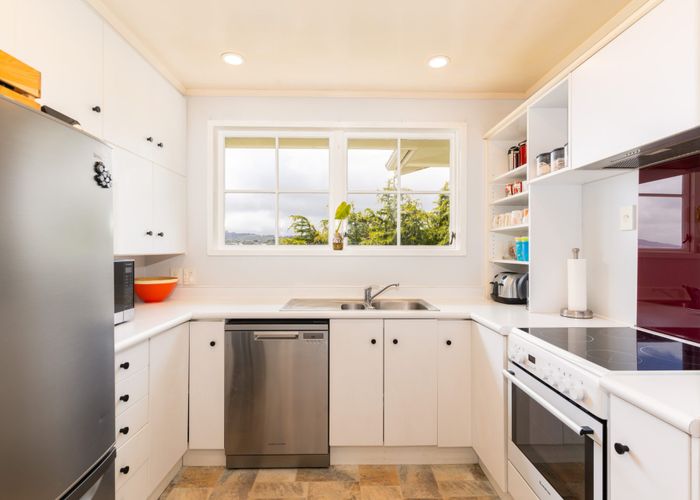  at 18 Chisbury Lane, Churton Park, Wellington