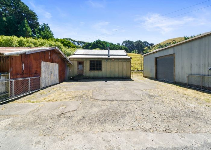  at 281 Takapu Road, Takapu Valley, Wellington
