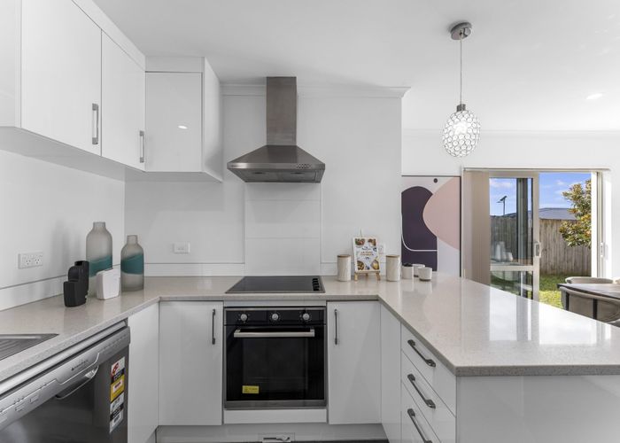  at 51 Senator Drive, Manurewa, Auckland