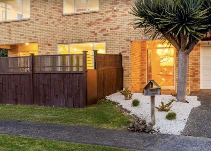  at 12 Janway Avenue, Flat Bush, Auckland