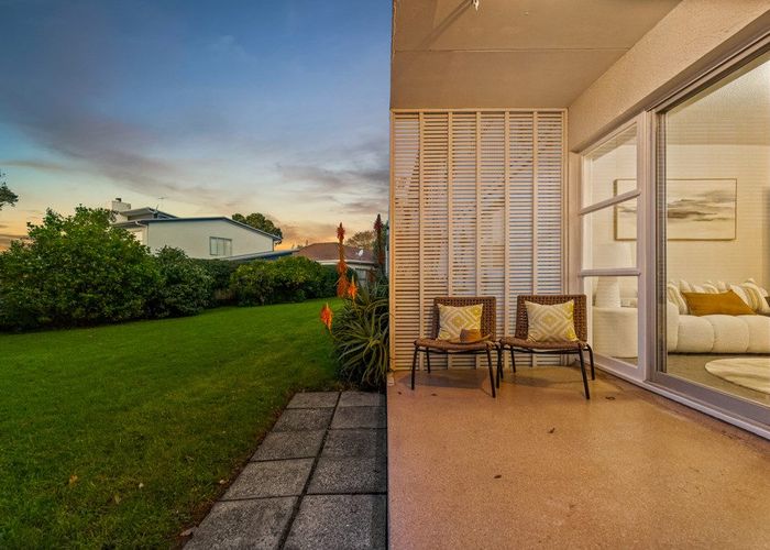  at 3/133 Shakespeare Road, Milford, North Shore City, Auckland