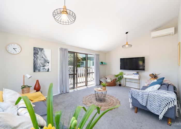  at 19 John Street, Stokes Valley, Lower Hutt