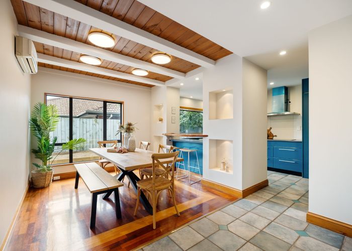  at 2/155 Yaldhurst Road, Upper Riccarton, Christchurch City, Canterbury