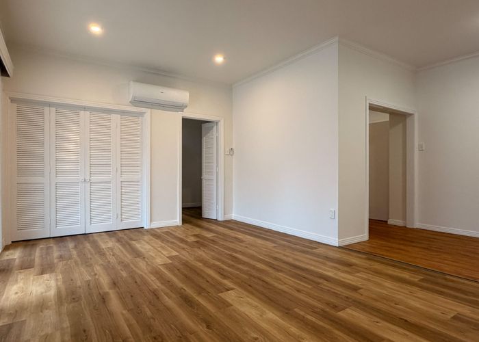  at 9 Jutland Road, Hauraki, North Shore City, Auckland