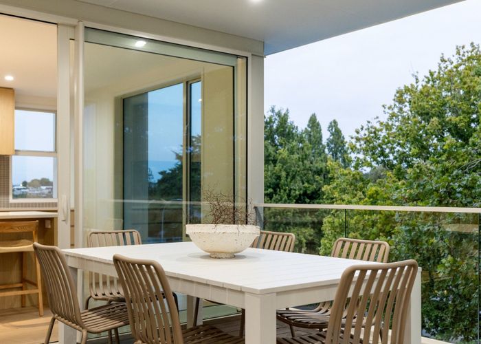  at 3/2 Woodstock Road, Fairfield, Hamilton, Waikato