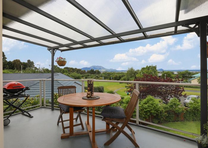  at 41 Kinder Street, Acacia Bay, Taupo