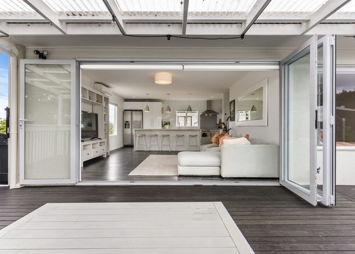  at 1/1 Recreation Drive, Birkenhead, Auckland