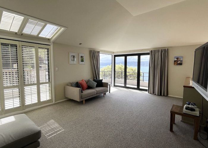  at 13 Fortification Road, Karaka Bays, Wellington