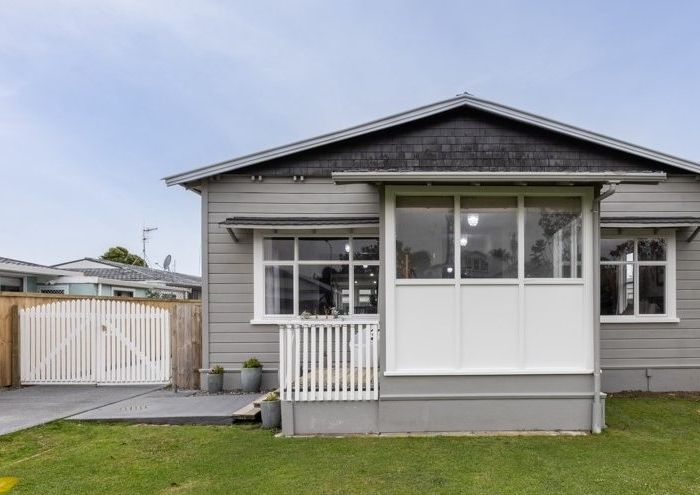  at 79 Nelson Crescent, Napier South, Napier