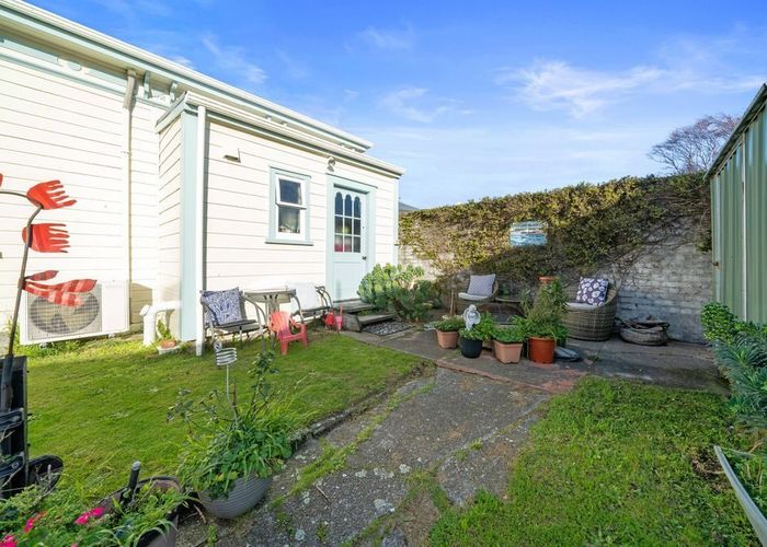  at 27 Bolton Street, Petone, Lower Hutt, Wellington