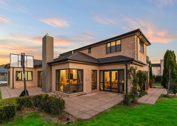  at 6 East Ellington Drive, Mairehau, Christchurch City, Canterbury