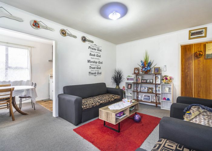  at 22 Laxon Avenue, Otara, Manukau City, Auckland