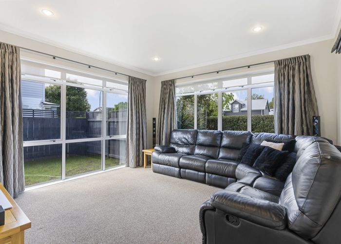  at 31 Anchorage Drive, Karaka, Papakura
