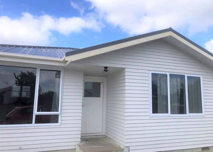  at 15 English Street, Saint Andrews, Hamilton, Waikato