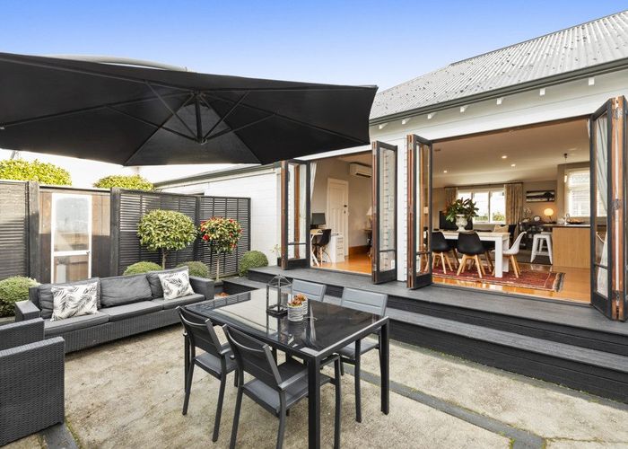  at 32 Taylors Avenue, Fendalton, Christchurch City, Canterbury