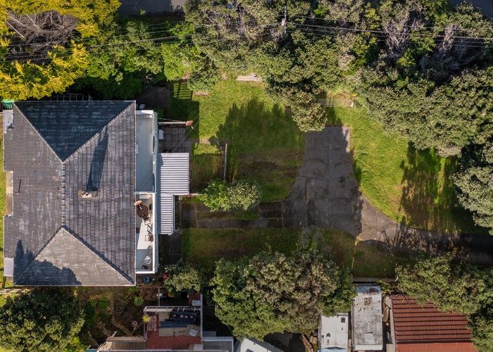  at 25 The Esplanade, Raumati South, Kapiti Coast, Wellington