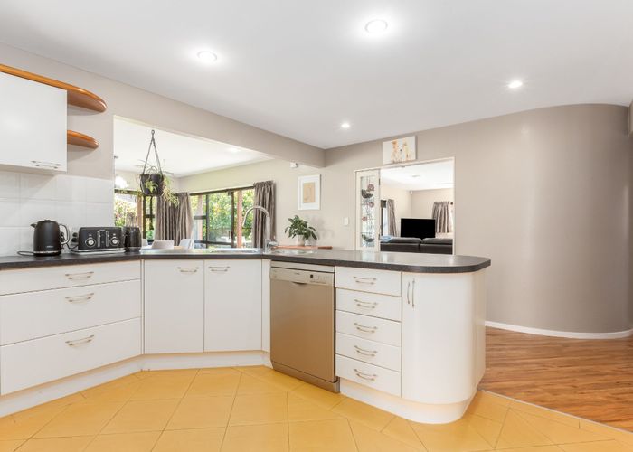  at 9 Clearwater Terrace, Brown Owl, Upper Hutt, Wellington