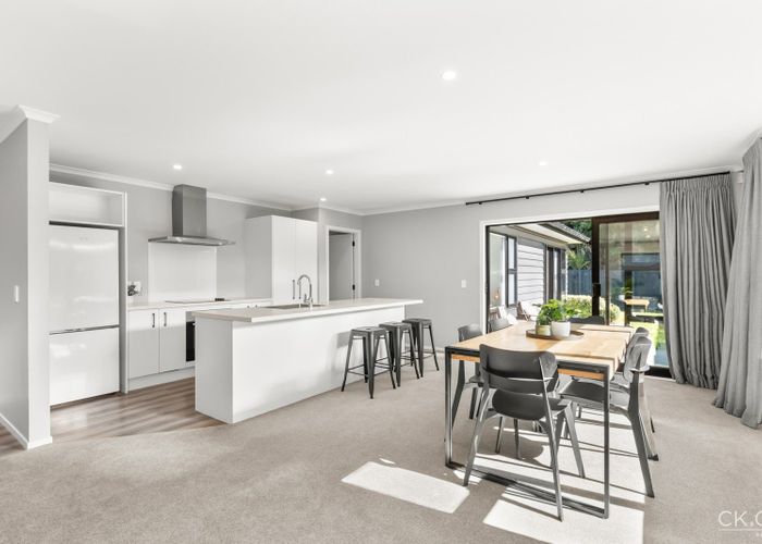  at 7 Te Awa Rere Grove, Stokes Valley, Lower Hutt, Wellington