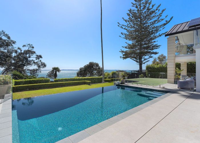  at 40 Oceania Place, Mellons Bay, Auckland