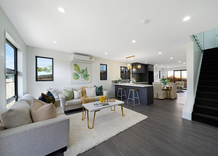  at 4/13 Sarona Avenue, Glen Eden, Waitakere City, Auckland
