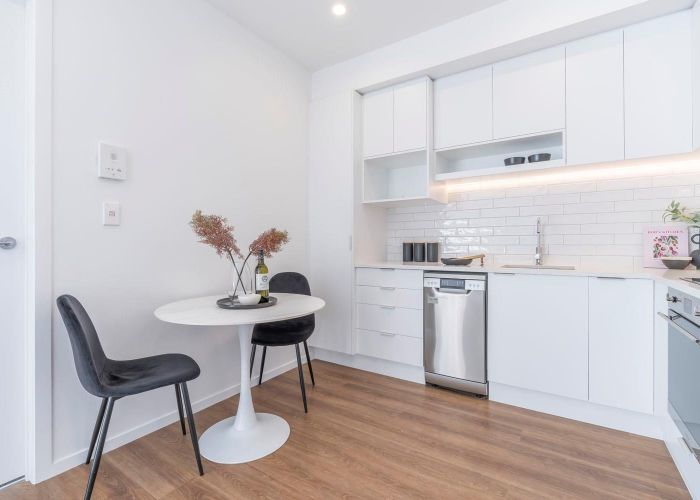  at 305/9B Jordan Ave, Onehunga, Auckland City, Auckland