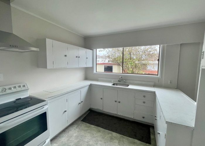  at 2/57 Great South Road, Papatoetoe, Auckland