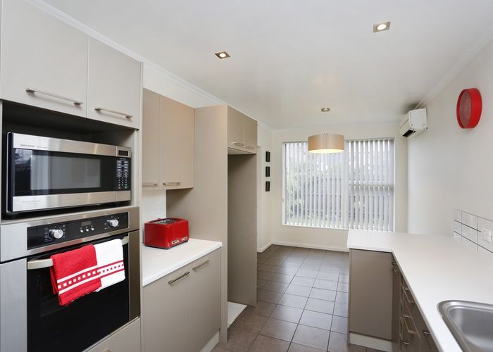  at 31 Maces Road, Bromley, Christchurch