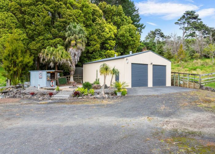  at 70b Coulter Road, Henderson Valley, Waitakere City, Auckland