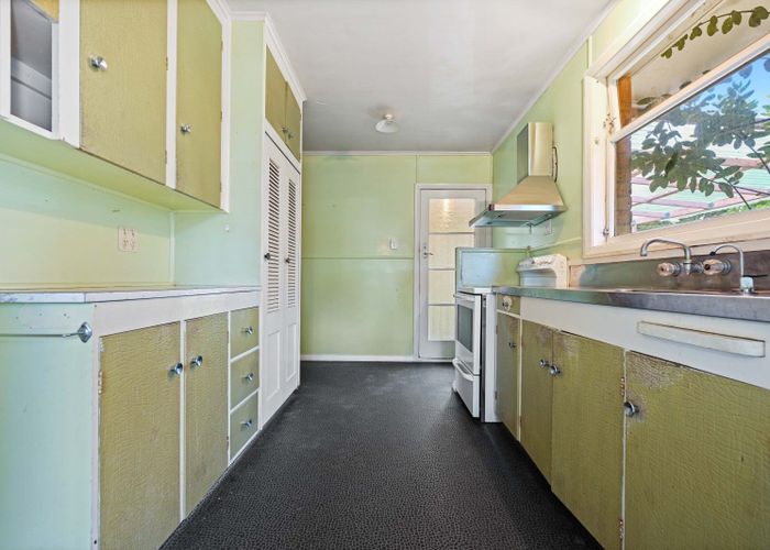 at 56 Pulham Crescent, Queenwood, Hamilton