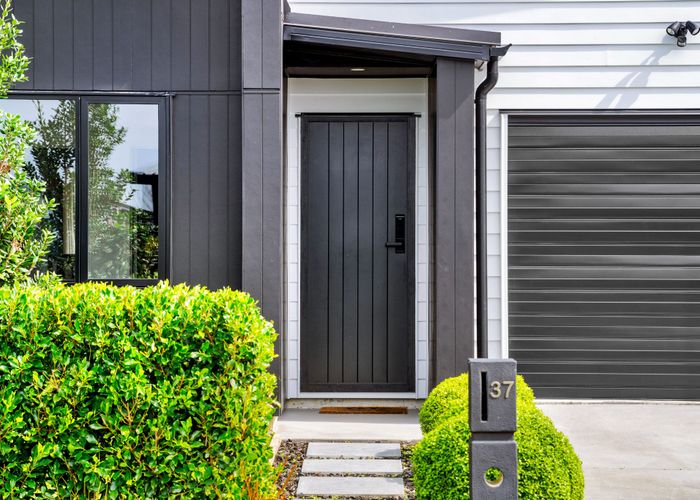  at 37 Rosslands Avenue, Karaka, Papakura