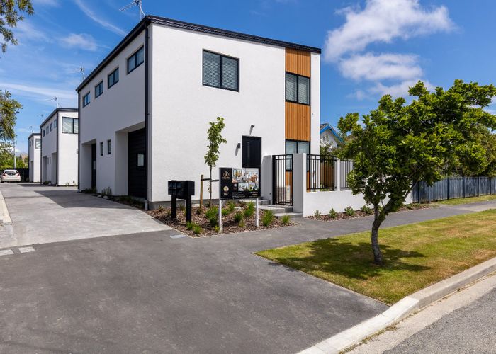  at 2/14 Crohane Place, Addington, Christchurch City, Canterbury