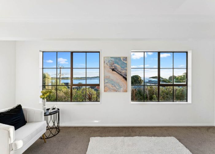  at 30 Hoskins Avenue, Hillsborough, Auckland City, Auckland