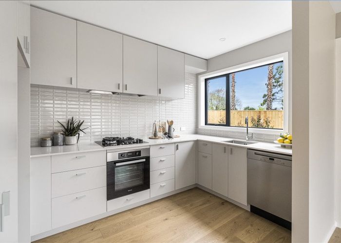  at 12 Derby Downs Place, Ellerslie, Auckland