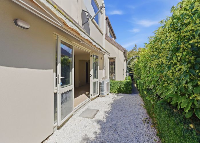  at 2 Clissold Street, Merivale, Christchurch City, Canterbury